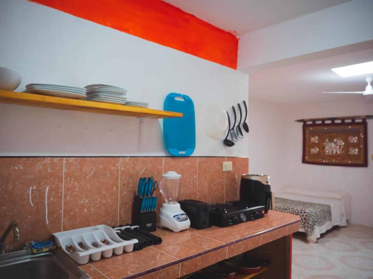 Casa Gajah Hotel Cuyo Buitenkant foto