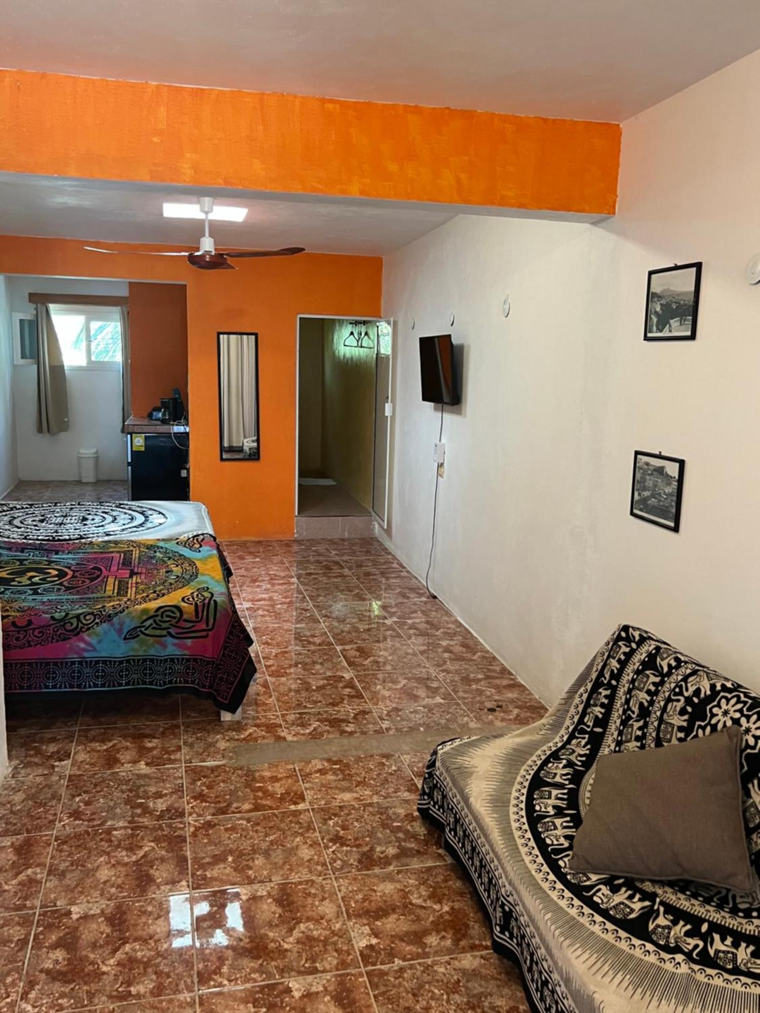 Casa Gajah Hotel Cuyo Buitenkant foto