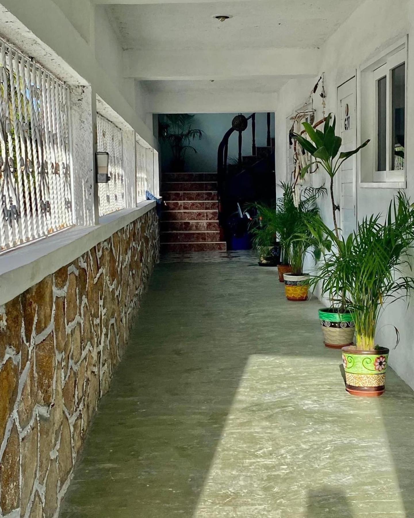 Casa Gajah Hotel Cuyo Buitenkant foto
