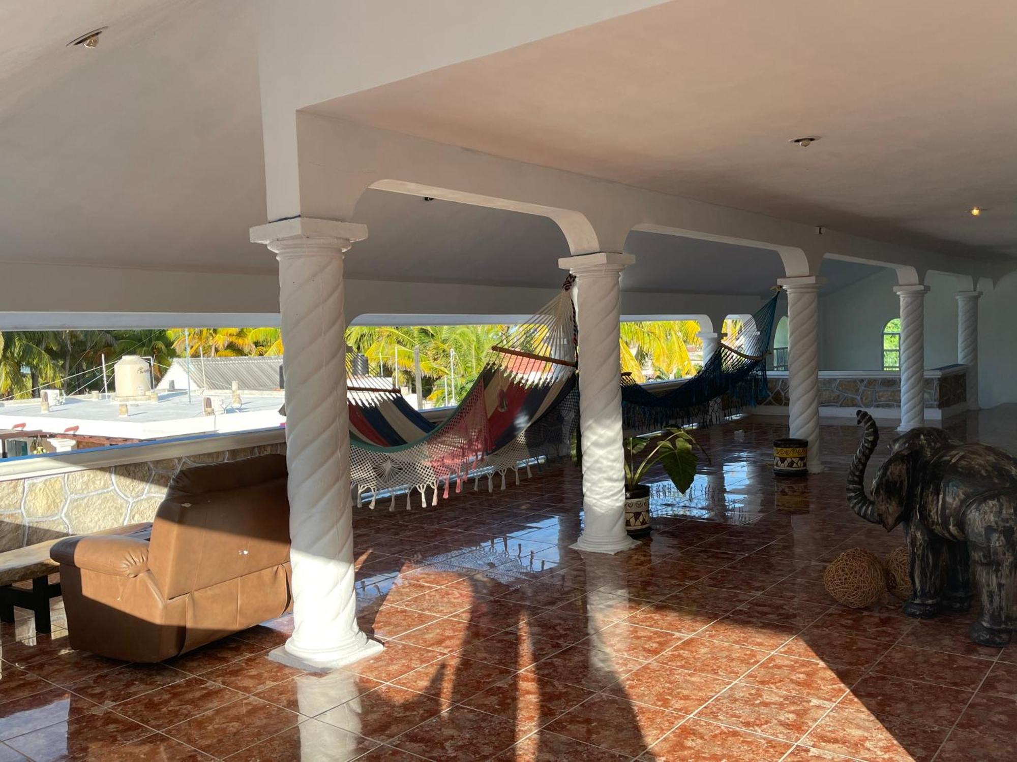 Casa Gajah Hotel Cuyo Buitenkant foto